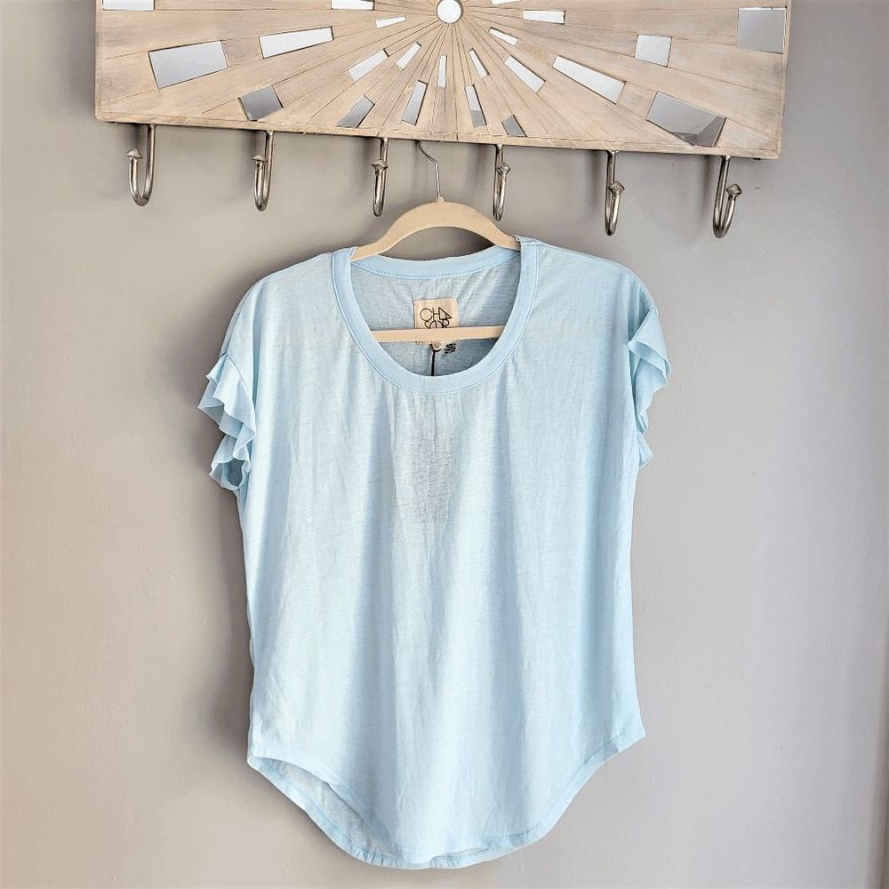 Chaser Linen Jersey Scoop Neck Flutter Sleeve Shirttail Tee, Medium, Ice Blue